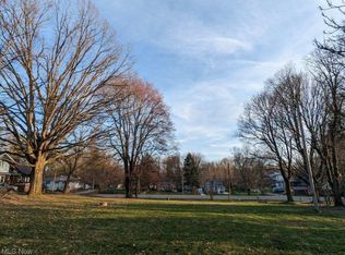 3179 E Waterloo Rd, Akron, OH 44312