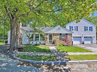 1 Lorenzo St, Worcester, MA 01604