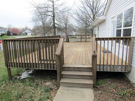 4th image of 4213 Canterbury Green Way