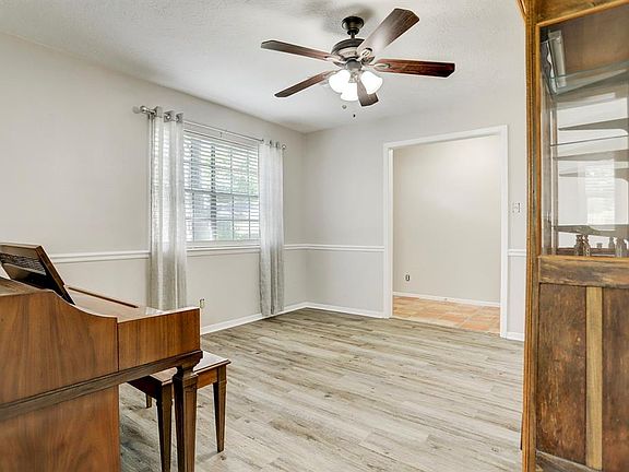 View looking back toward the entry way. This room would also be a perfect study/library.