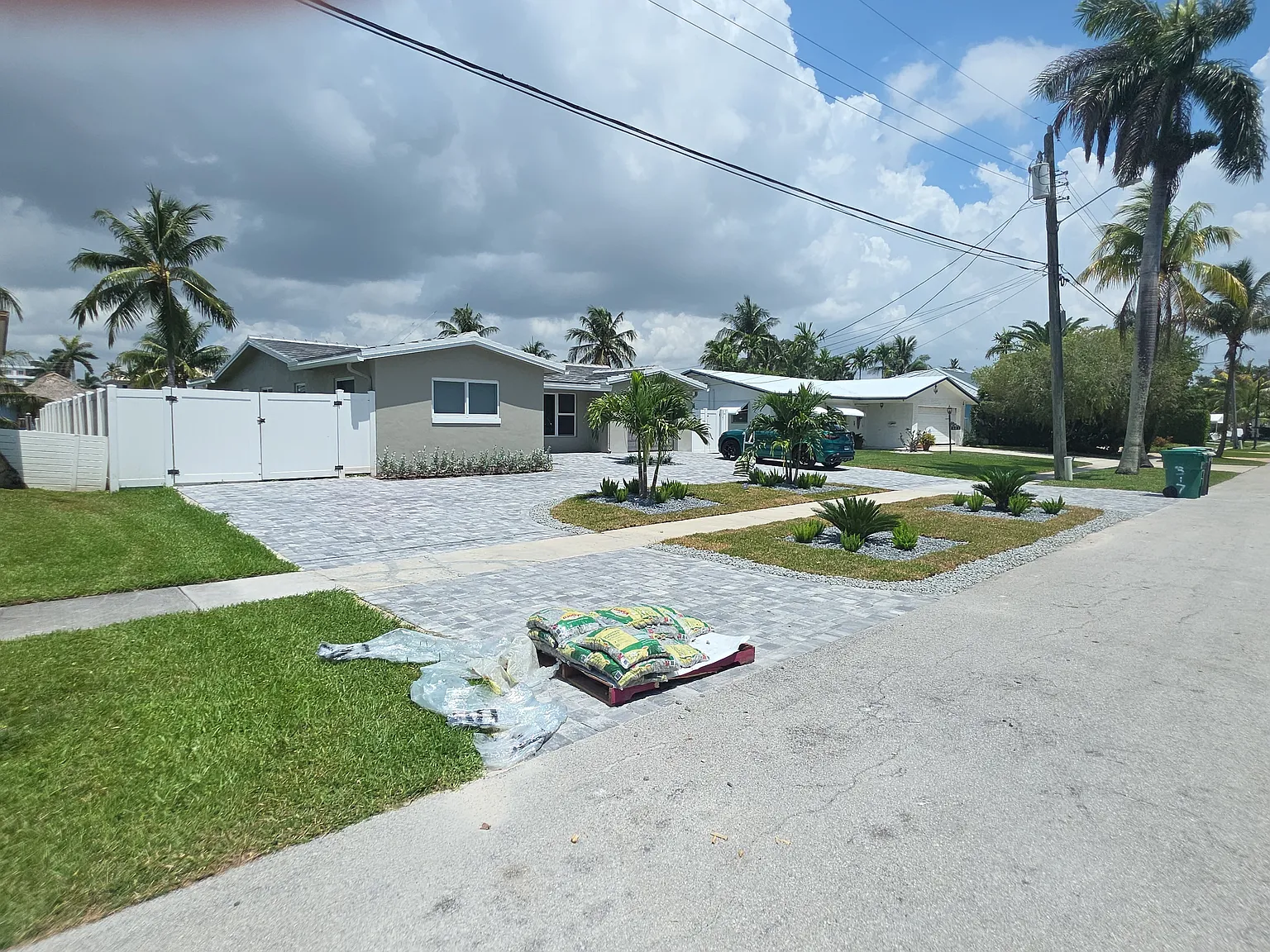 3 bed, 2100 sqft, $4,250 — Photo 2