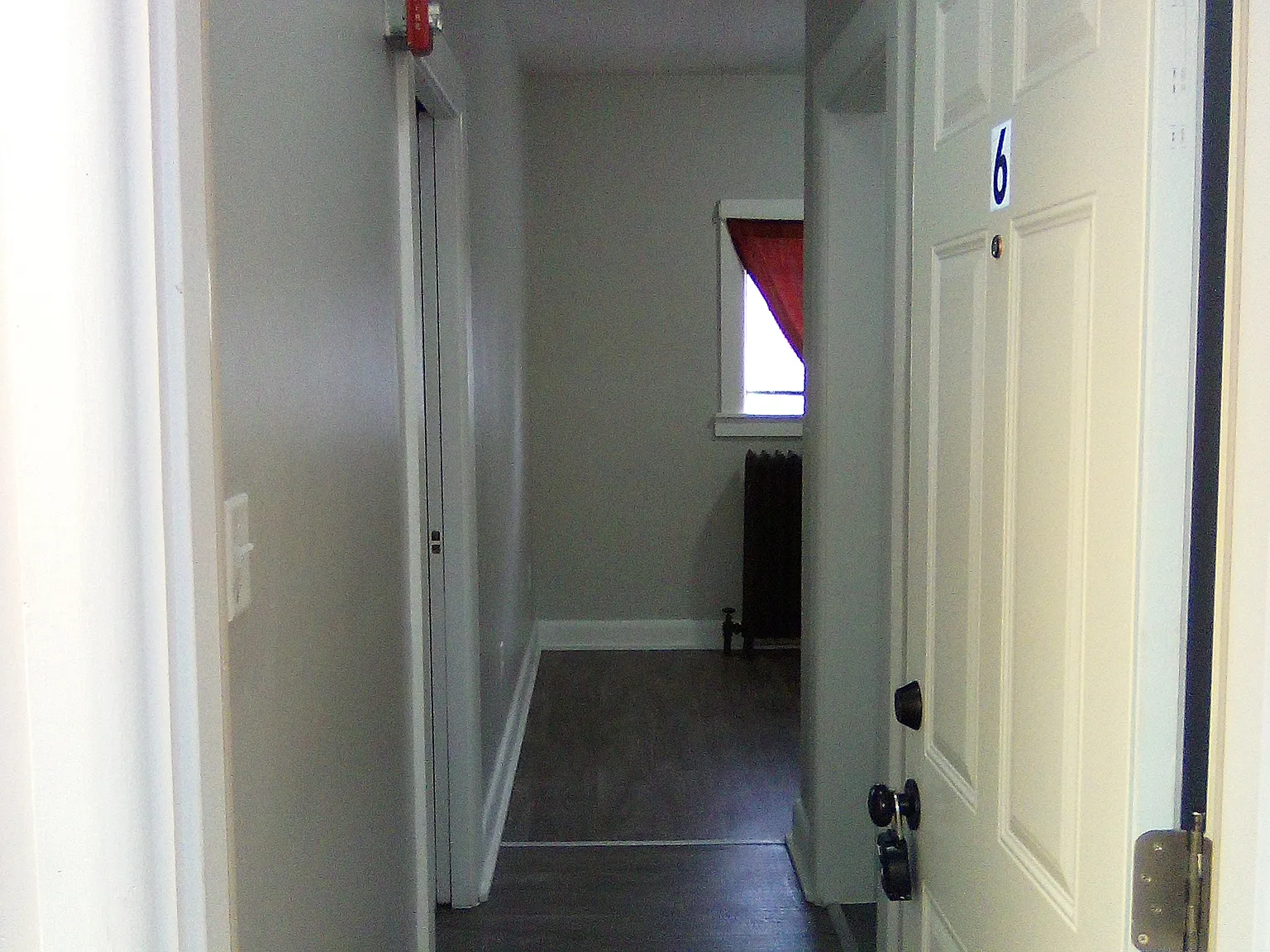 1 bed, $650 — Photo 2