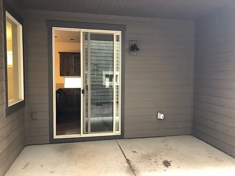 20793 NE Sierra Dr — Photo 12