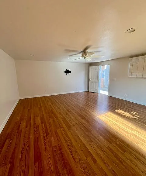 1142 Felder St — Photo 18