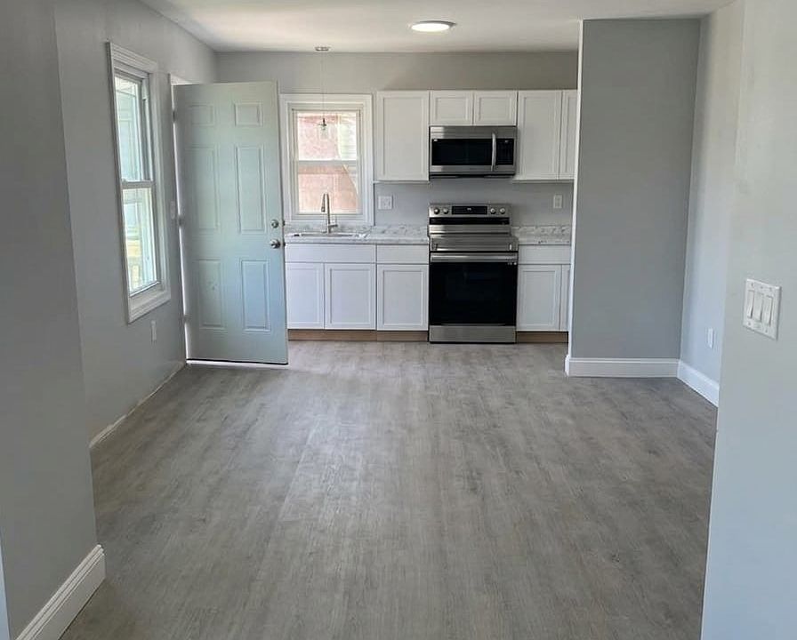 2nd image of 13 Burnside Ave #15