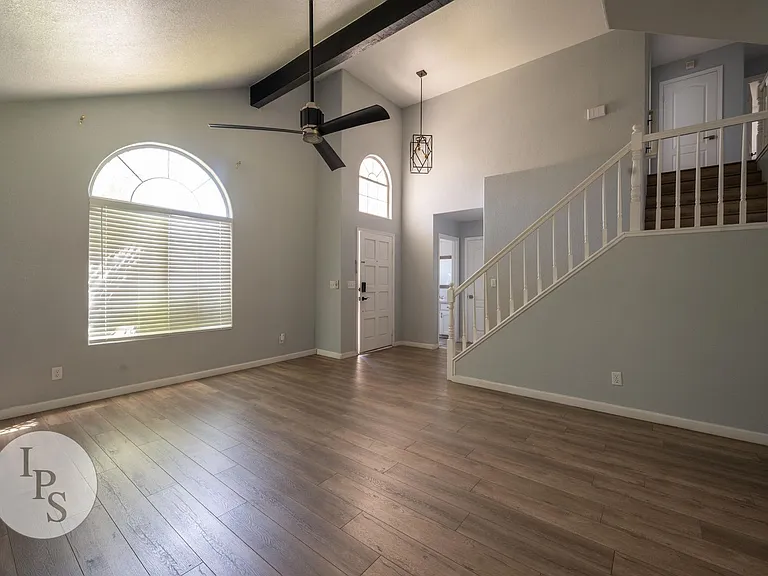 9471 N Whitehouse Dr — Photo 4