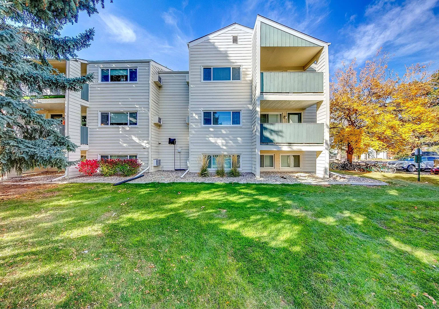 Cimarron Square Apartments — Photo 1