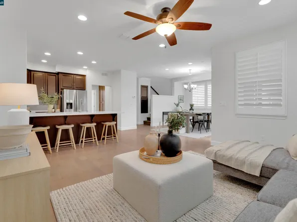 23 Shreve Ln, Lafayette, CA 94549