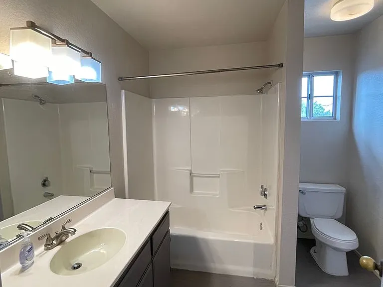 5341 Columbus Pl — Photo 14