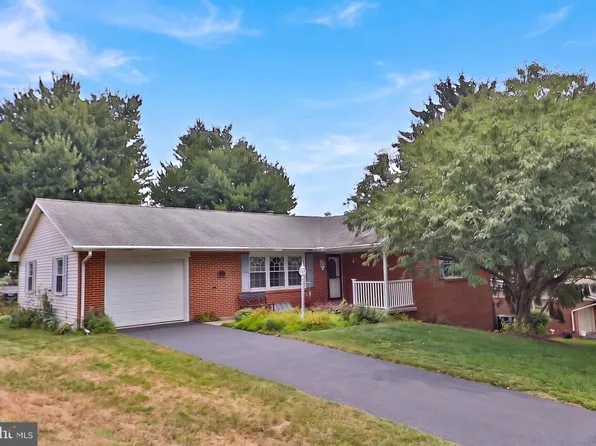 51 Miller Dr, Manheim, PA 17545