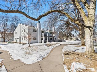 1736 Pleasant St APT H, Lauderdale, MN 55113