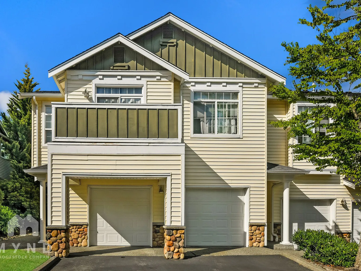 3 bed, 2.0 bath, 1384 sqft, $3,100 — Photo 1