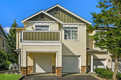 1855 Trossachs Blvd SE #303 Photo 1