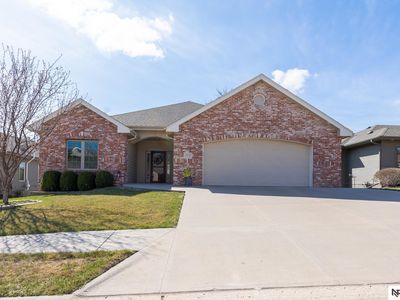 1416 S 190th Plz, Omaha, NE, 68130