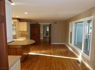 17 Charleston Springs Rd, Millstone Township, NJ 08510