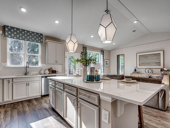 4th image of 507 Blue Verner Rd