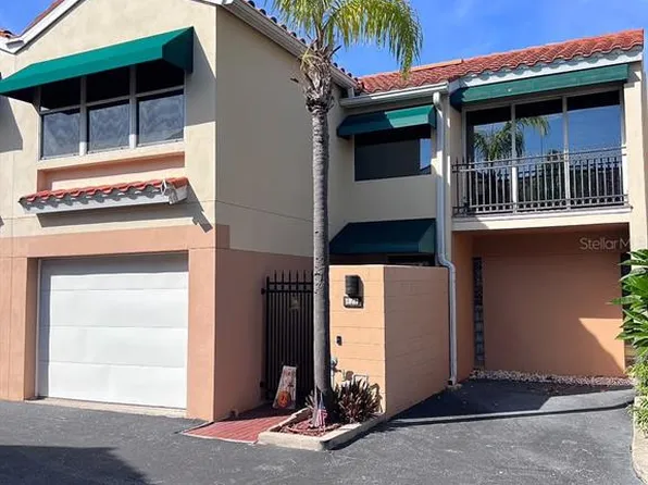 828 Padua Ln, Clearwater, FL 33756