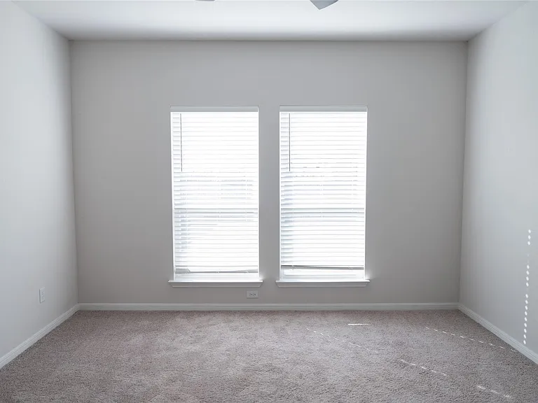 1419 Sideoats Ln — Photo 6