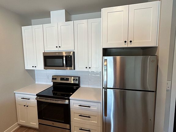 3rd image of 2012 Winnebago St #105