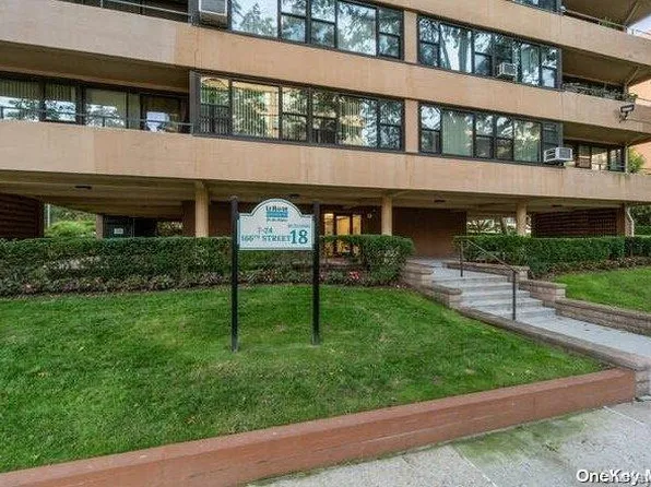 7-24 166 Street #4D, Beechhurst, NY 11357