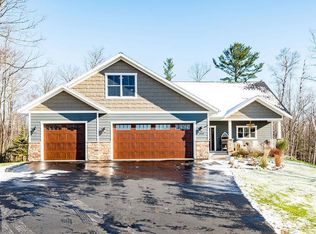 1929 Middle Ln, Duluth, MN 55811