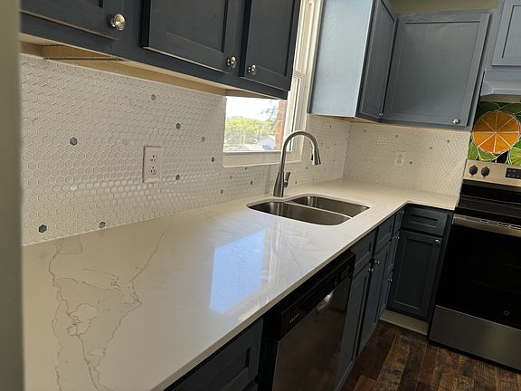 5th image of 3862 Dubois Dr