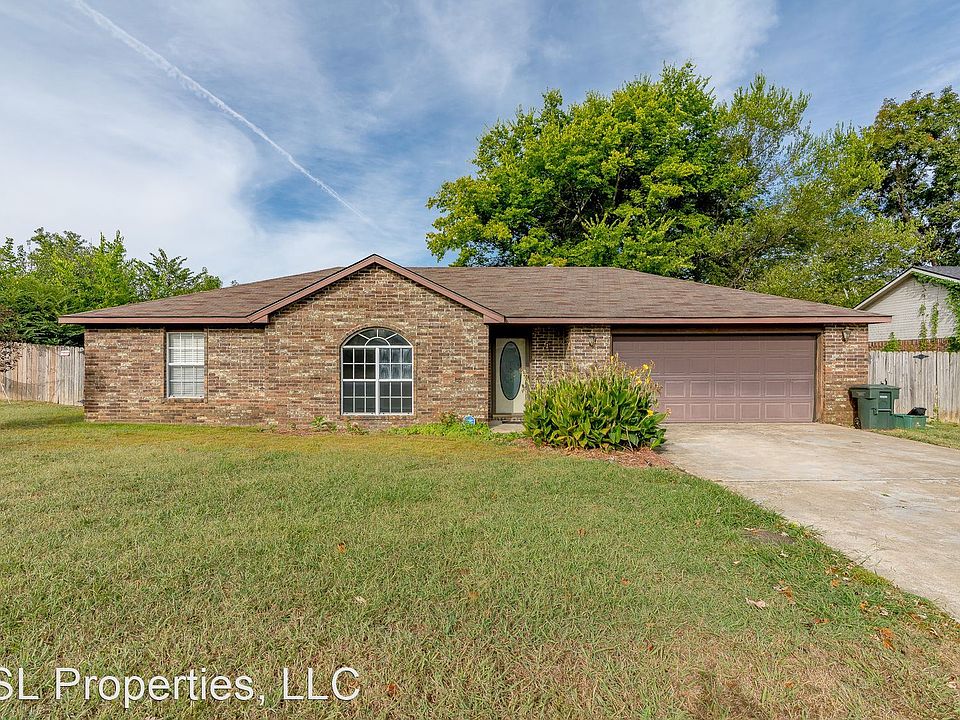 1st image of 1389 N Pine Creek Dr