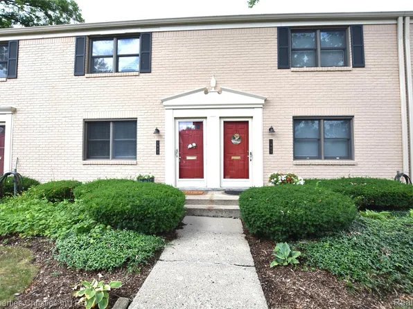 1983 Graefield Rd #1, Birmingham, MI 48009