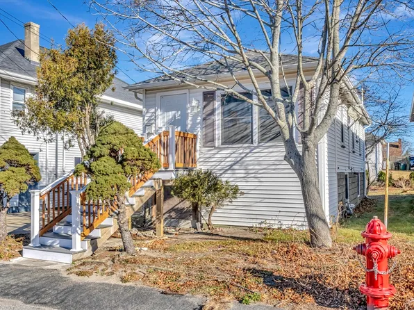 188 Kingsley Rd, Hull, MA 02045