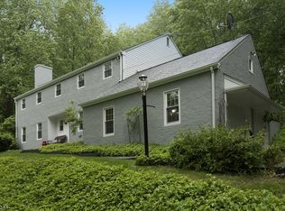 36 Sawmill Rd, Lebanon, NJ 08833