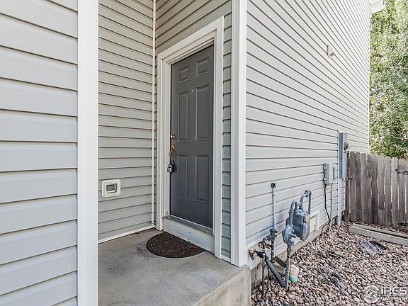 3rd image of 1947 Dove Creek Cir