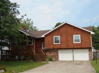 3859 S Cottage Ave, Springfield, MO 65807