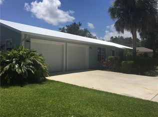 402 SW Timber Trl, Stuart, FL 34997