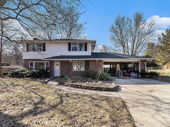 6160 Woodlea Dr, Kalamazoo, MI 49048