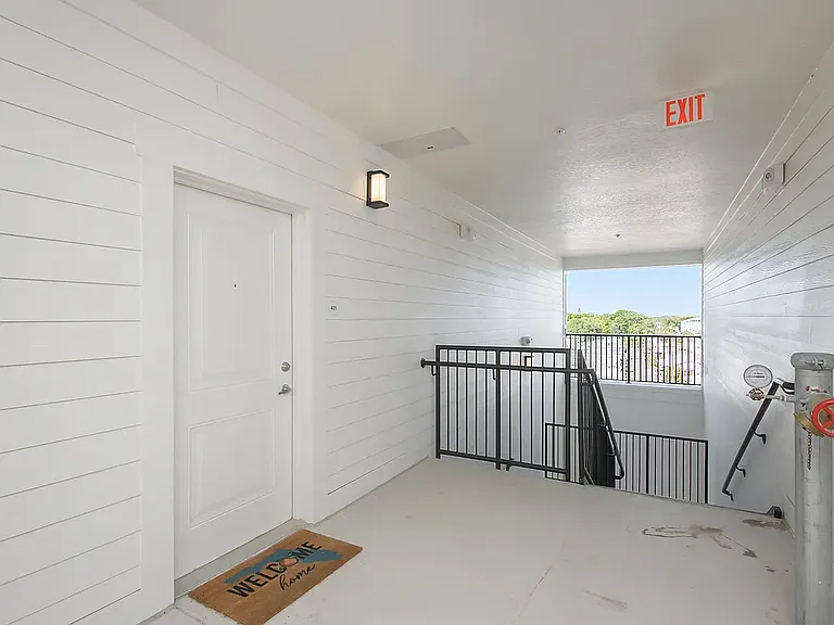 Grand Oak Apartments — Photo 29