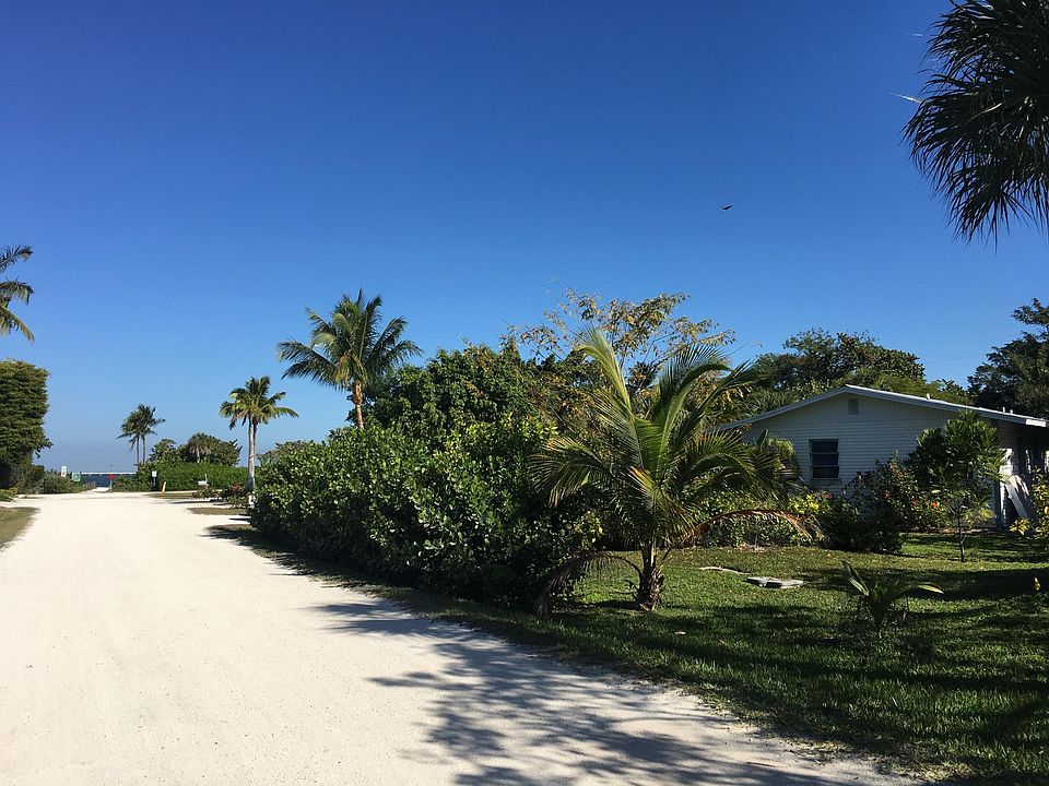 1st image of 1226 Seagrape Ln