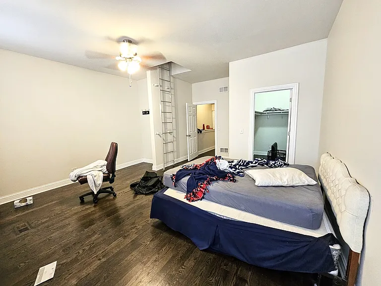 939 W Armitage Ave #B — Photo 11