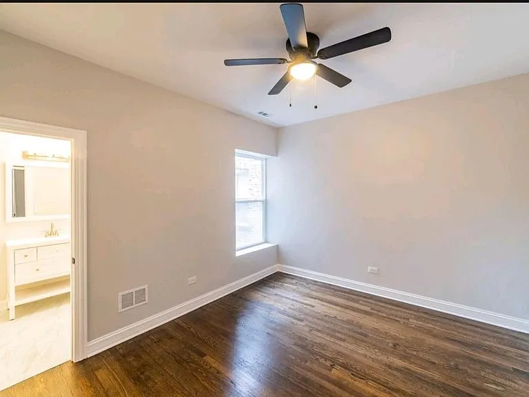 5826 S Michigan Ave #2 — Photo 11