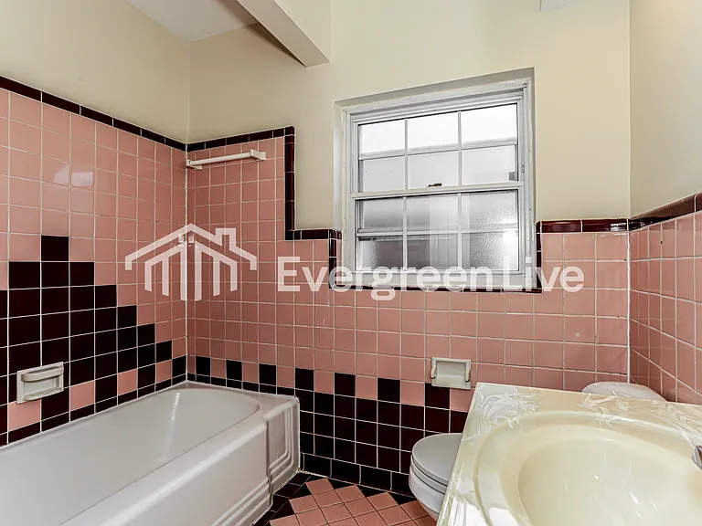 2161 Sylved Ln — Photo 10