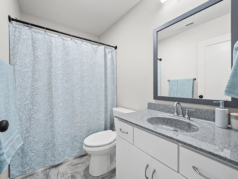 710 Sivley Rd — Photo 20