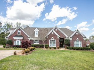 147 Valleydale Cv, Columbus, MS 39702