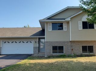 404 4th St N, Montrose, MN 55363