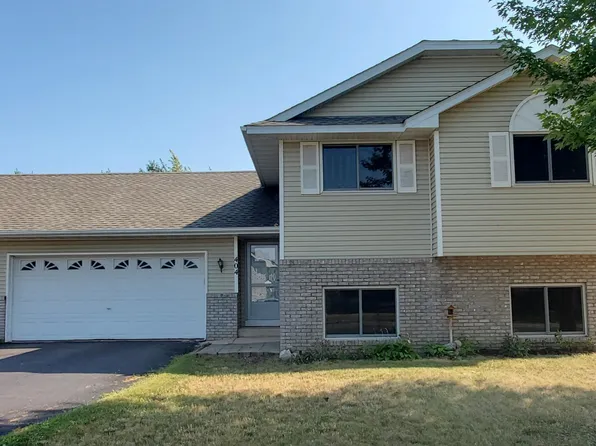 404 4th St N, Montrose, MN 55363