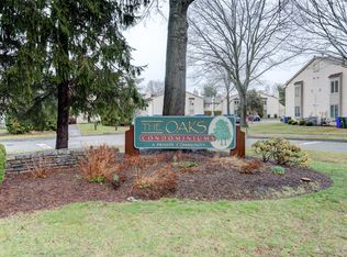 17 Little Oak Ln UNIT 17, Rocky Hill, CT 06067