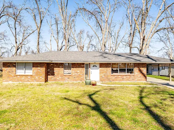 1925 Island Point Dr, Lake Providence, LA 71254