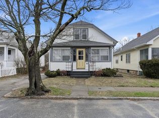 44 Holburn Ave, Cranston, RI 02910