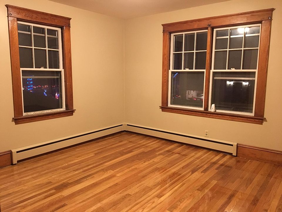 Bedroom #1