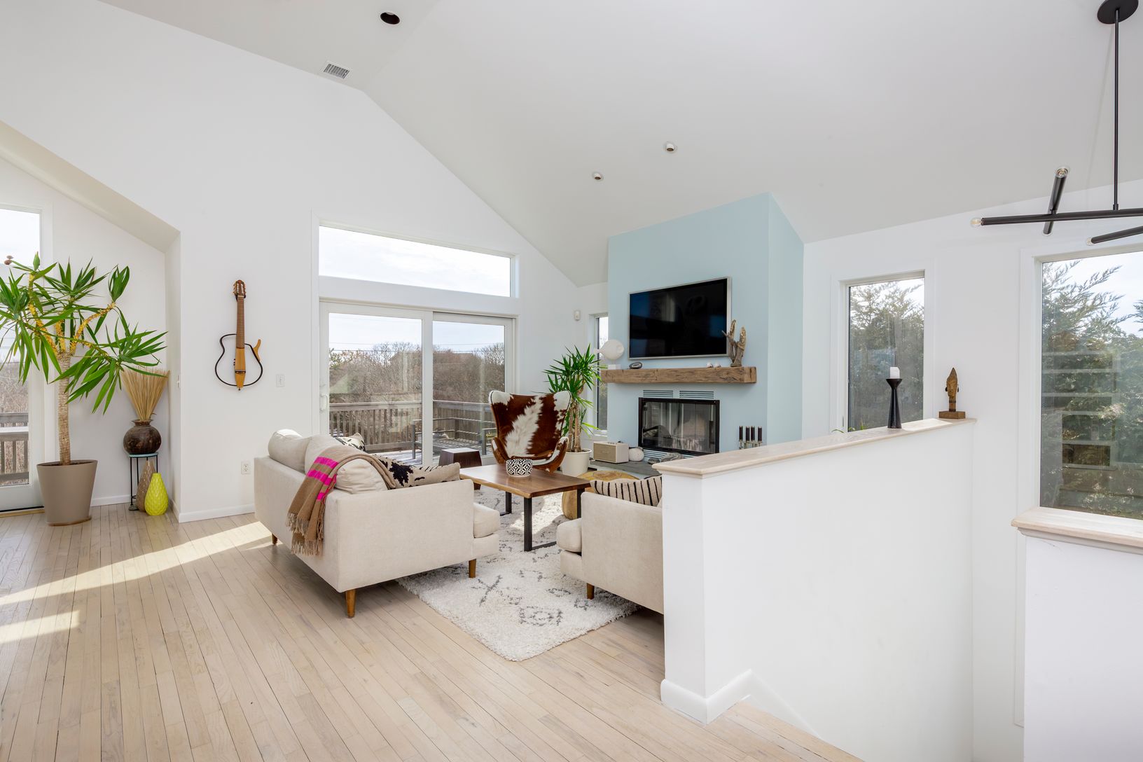  2nd Floor Vaulted Living area