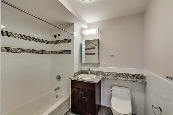 Rented by Bouklis Group | media 5