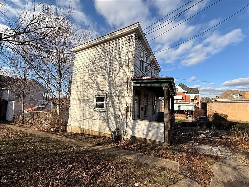 Building Photo - 27 Grape St